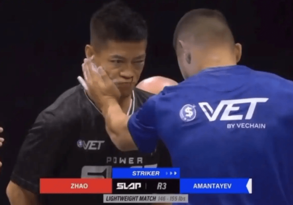 兴旺国际投资 世界扇耳光大赛中国选手被扇倒地 赛后报平安：没事！